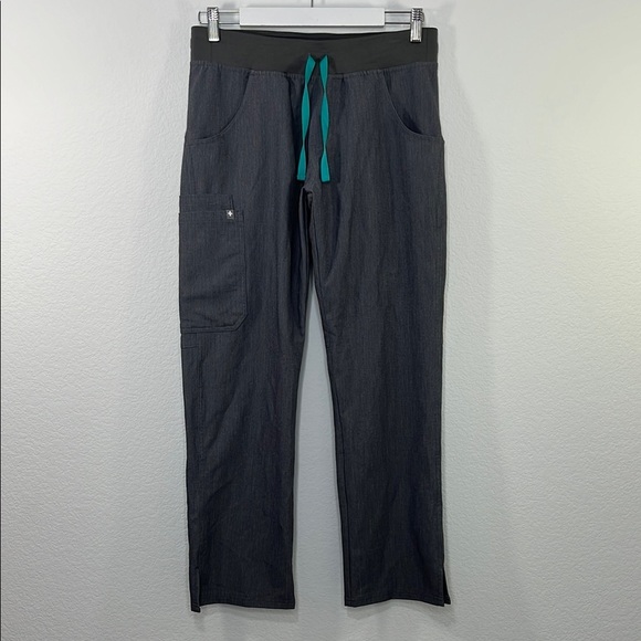 FIGS Kade Cargo Scrub Pants Graphite size‎ S/P Medical Scrubs - Picture 1 of 10
